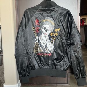 New without tags Men’s lightweight bomber jacket.